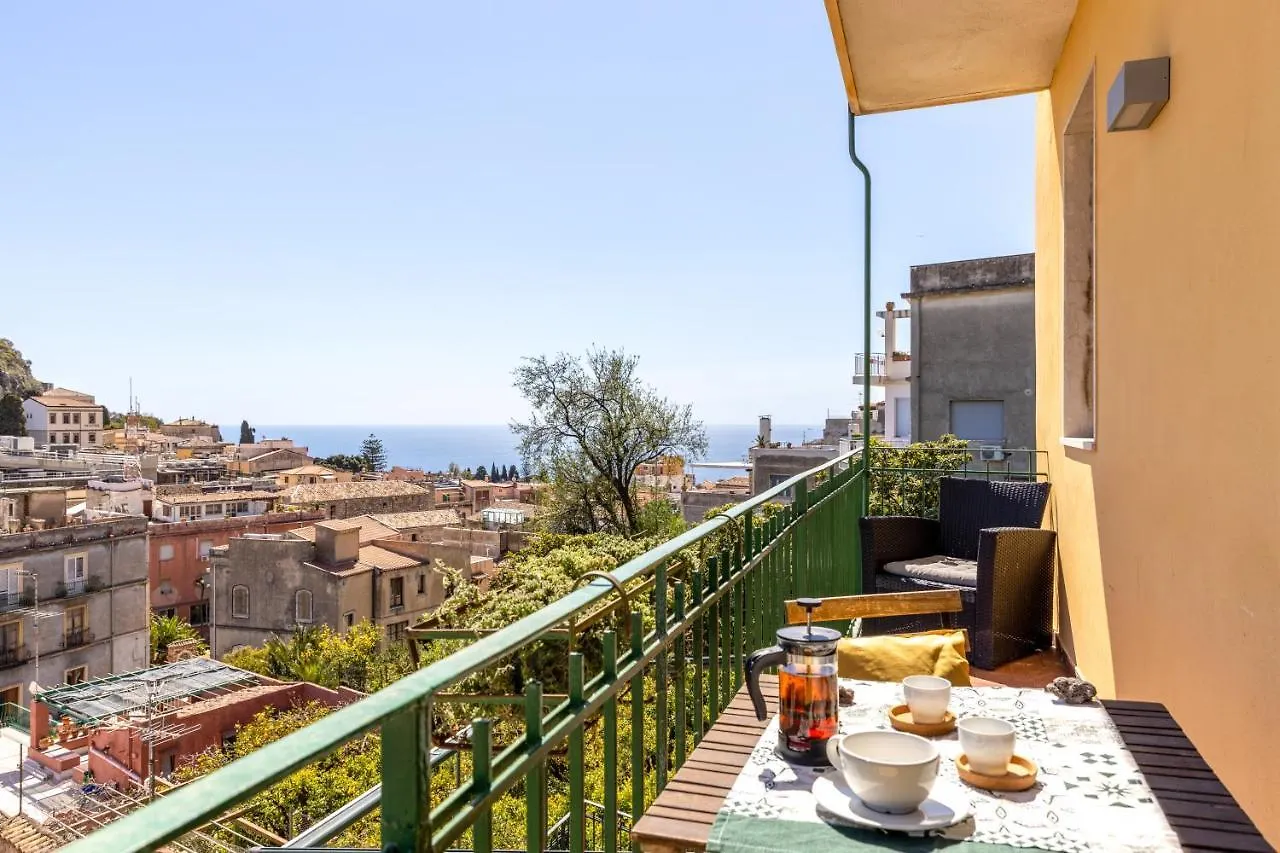 Tauromenion Guest House Таормина 3*,  Италия