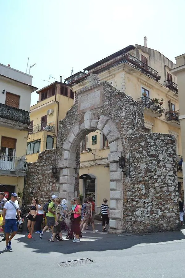 Tauromenion Guest House Taormina Bed & Breakfast